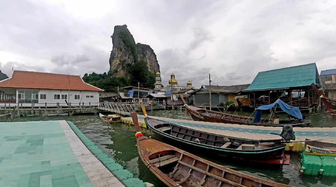 JAMES BOND ESCURSIONE - speedboat