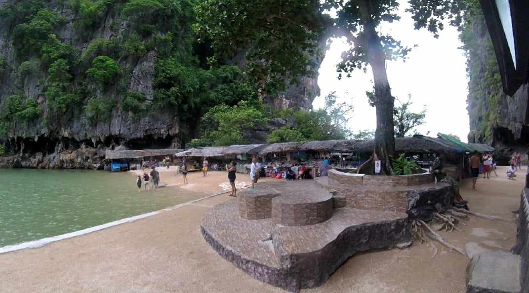 JAMES BOND ESCURSIONE - speedboat